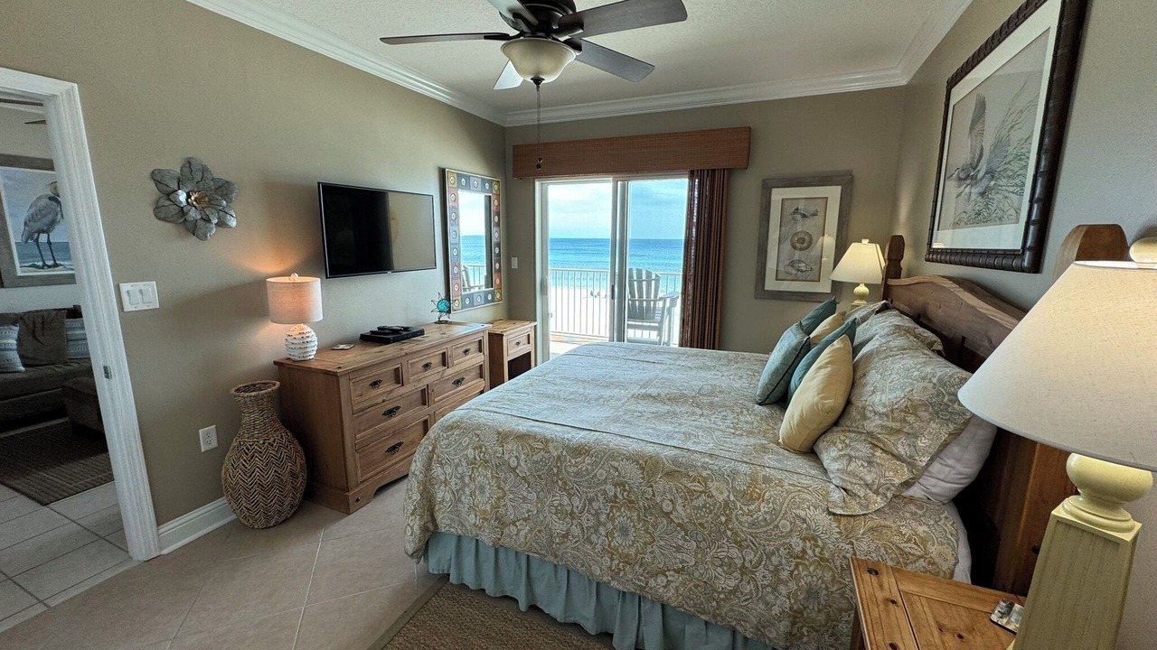 Photo of Bedroom in Gulf Shores