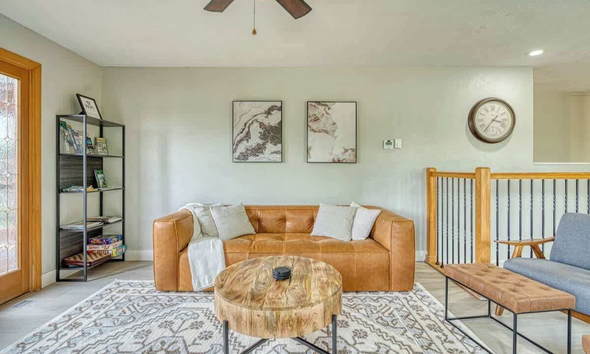 Photo of Bedroom in Lakeside