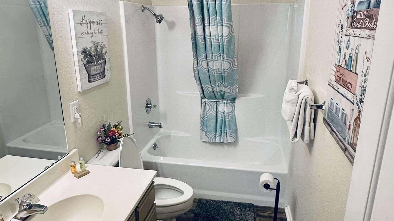 Photo of Bathroom in Branson