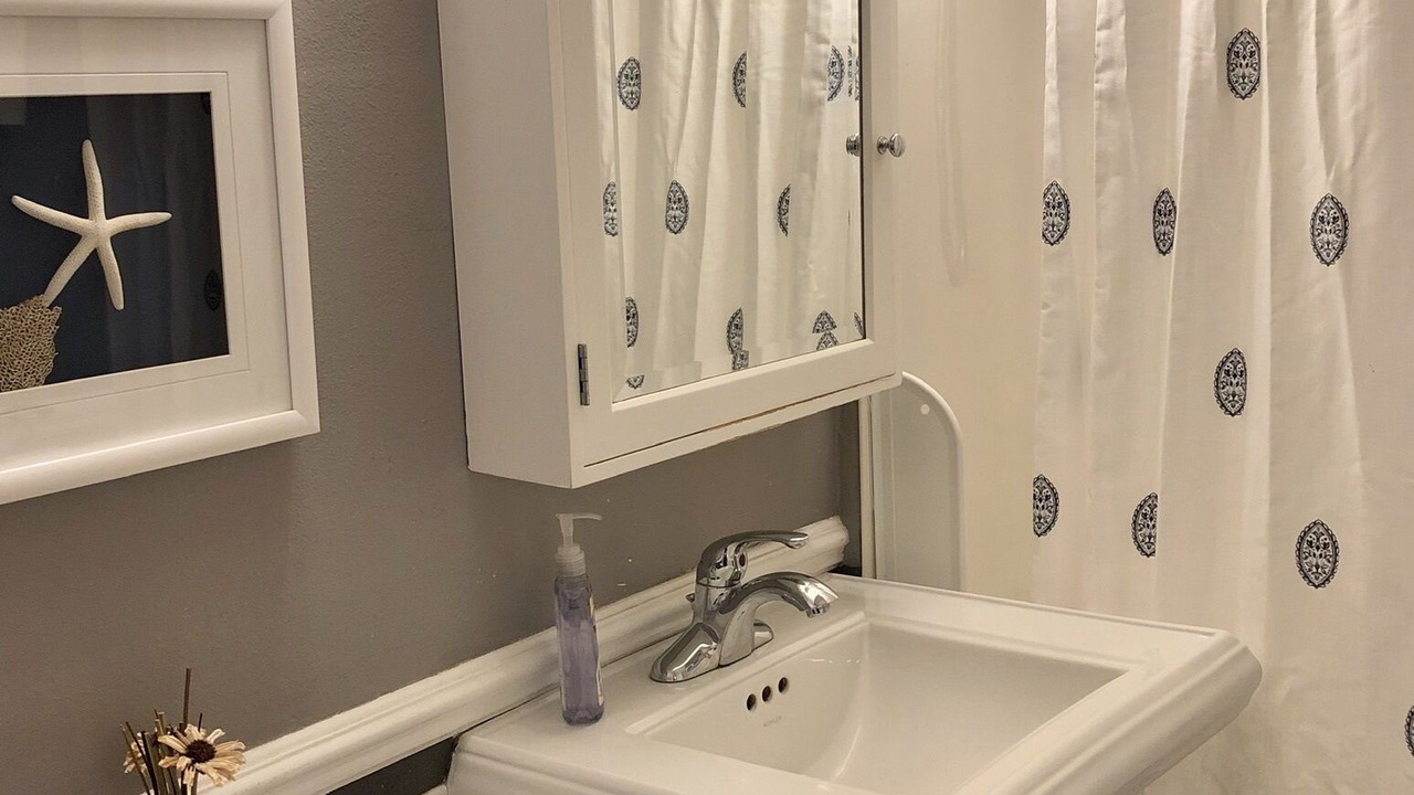 Photo of Bathroom in Downtown Seattle