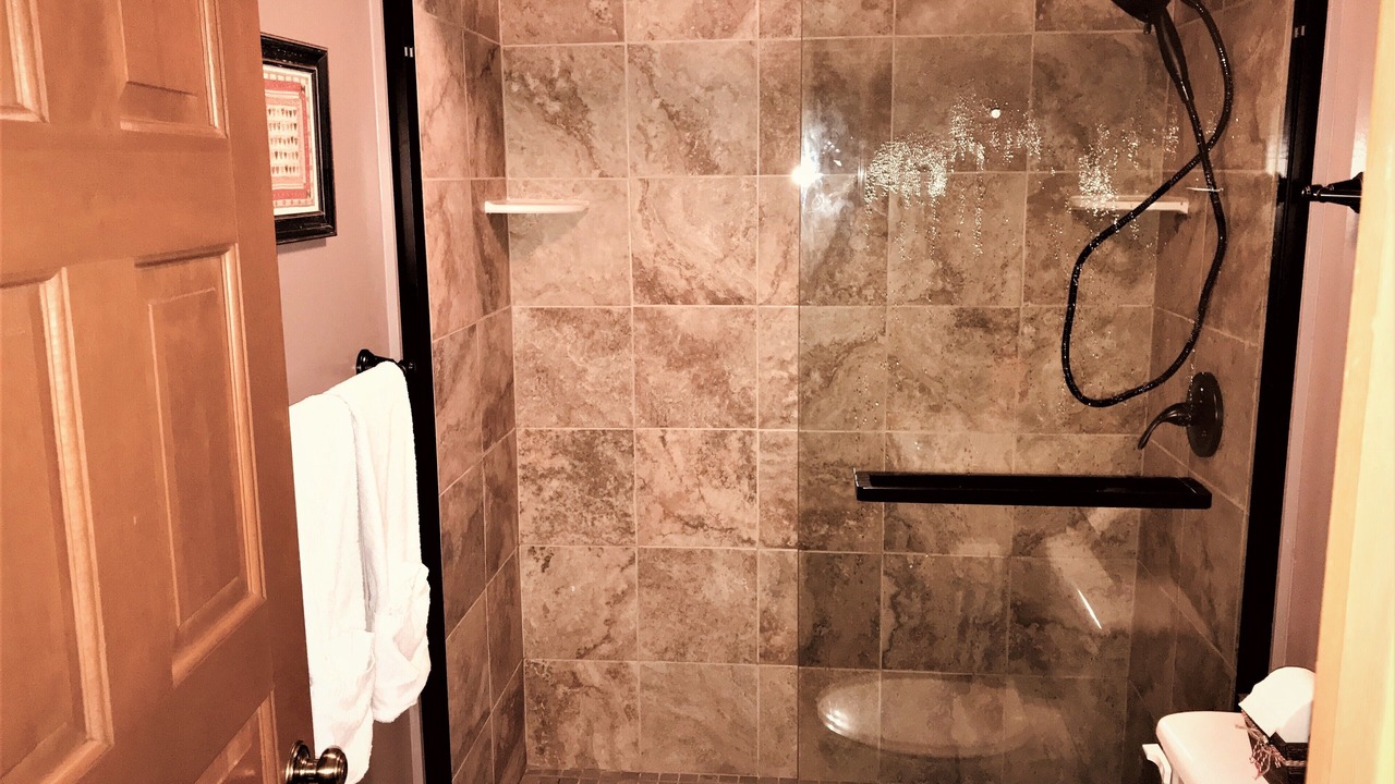 Photo of Bathroom in Chalet Village