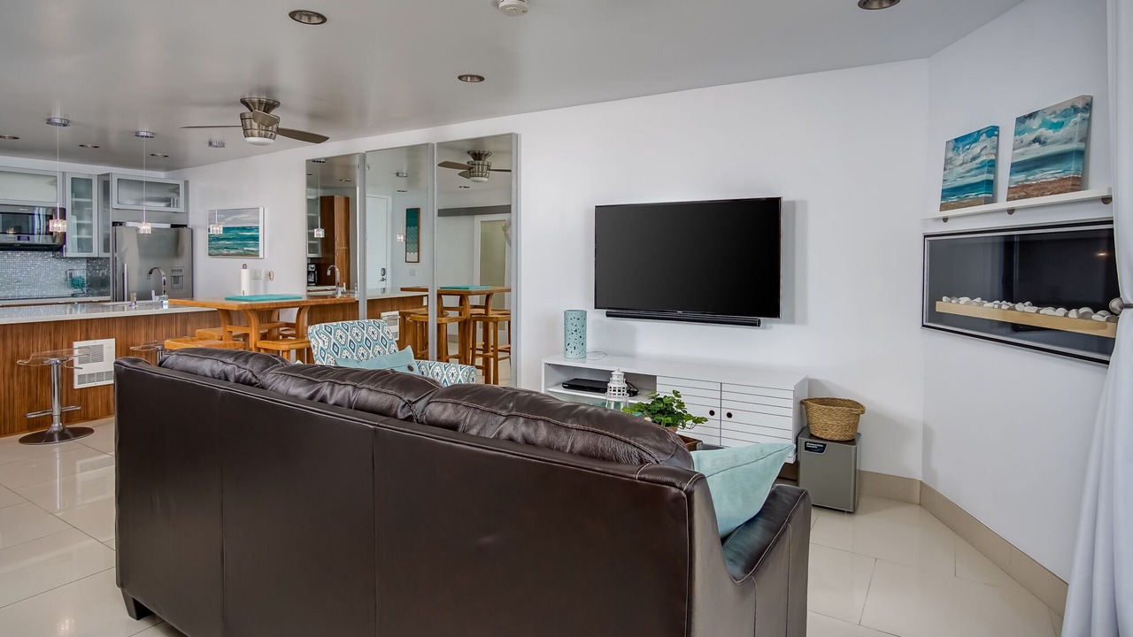 Photo of Livingroom in Townsite