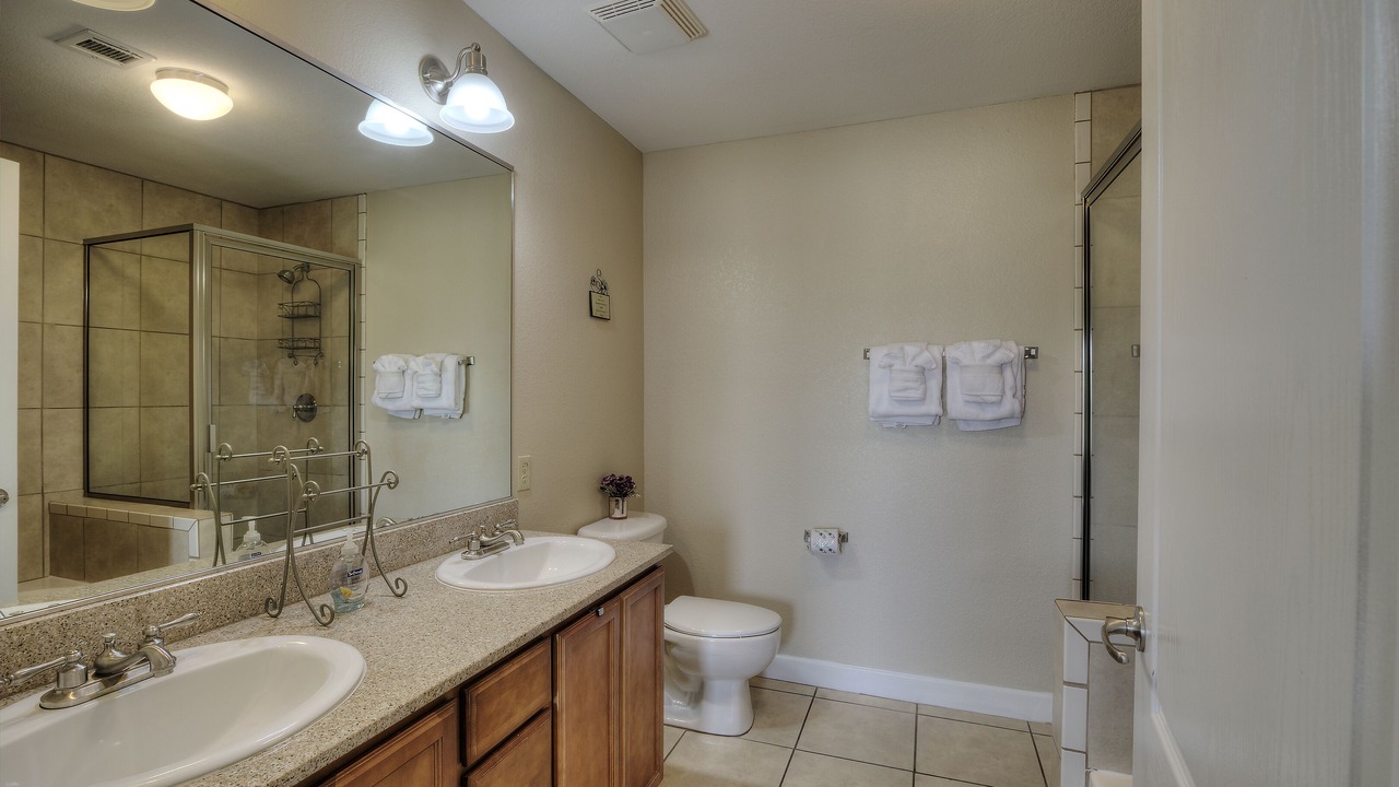 Photo of Bathroom in Pigeon Forge
