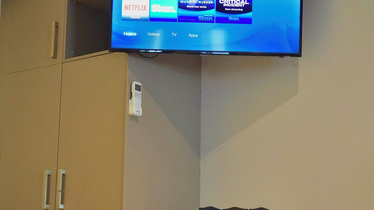 Photo of Others in Kew