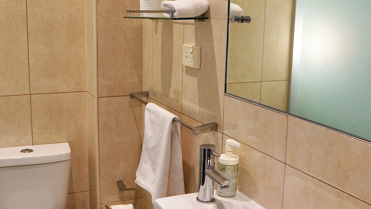 Photo of Bathroom in Kew