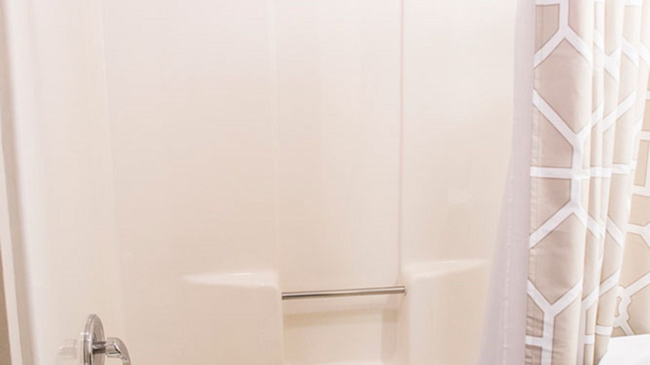 Photo of Bathroom in Sapphire