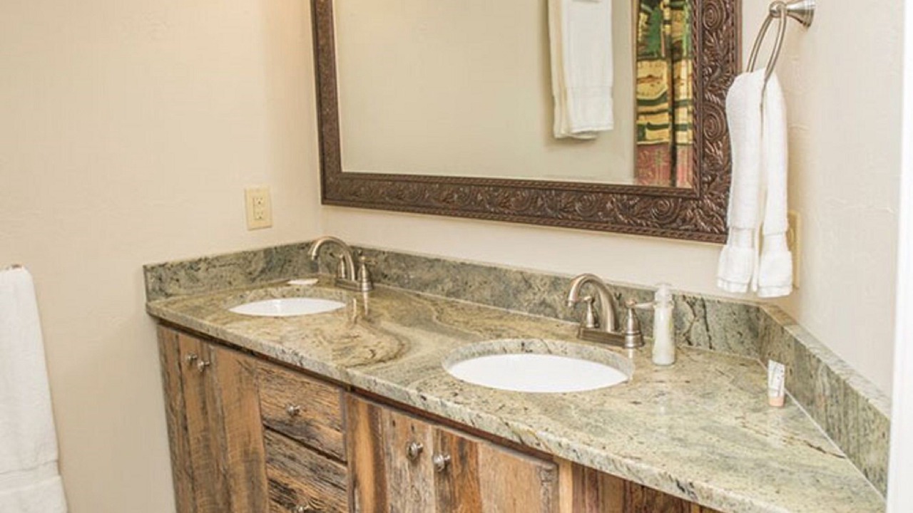 Photo of Bathroom in Sapphire