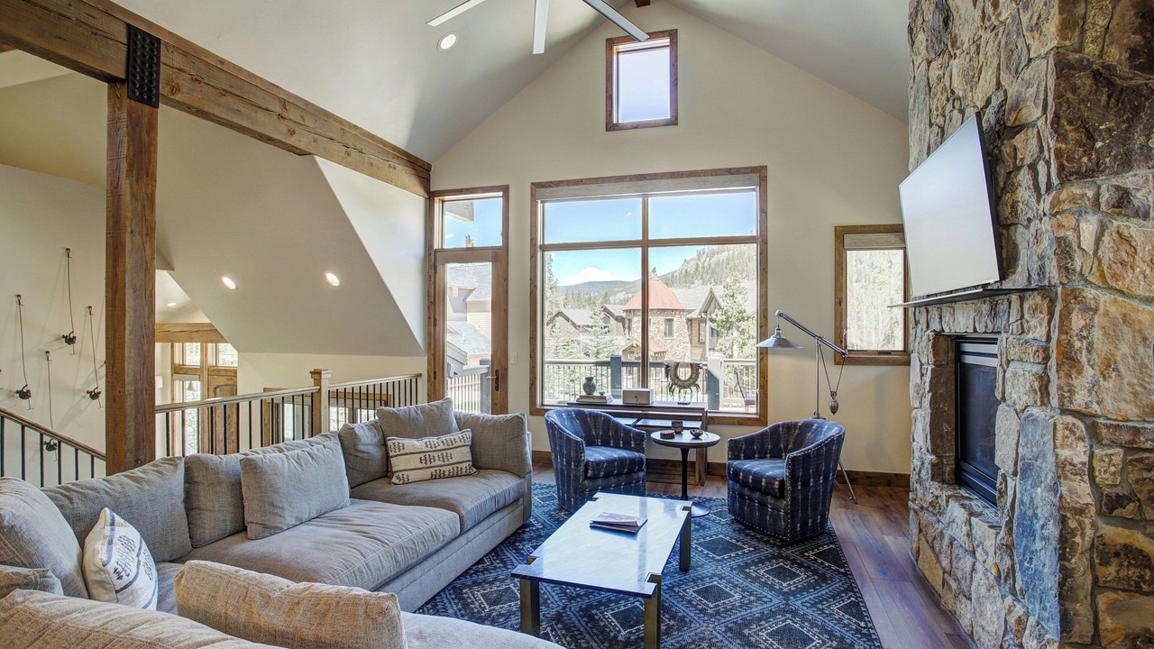 Photo of Livingroom in Keystone