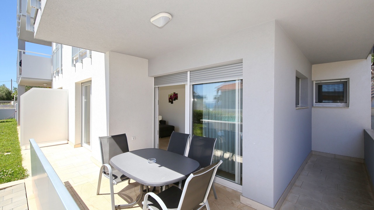 Photo of Patio Balcony in Kozino