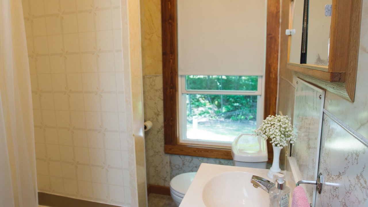 Photo of Bathroom in Ashland