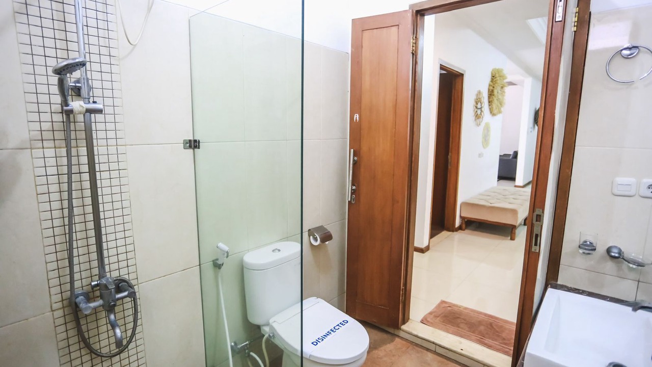 Photo of Bathroom in Sukajadi