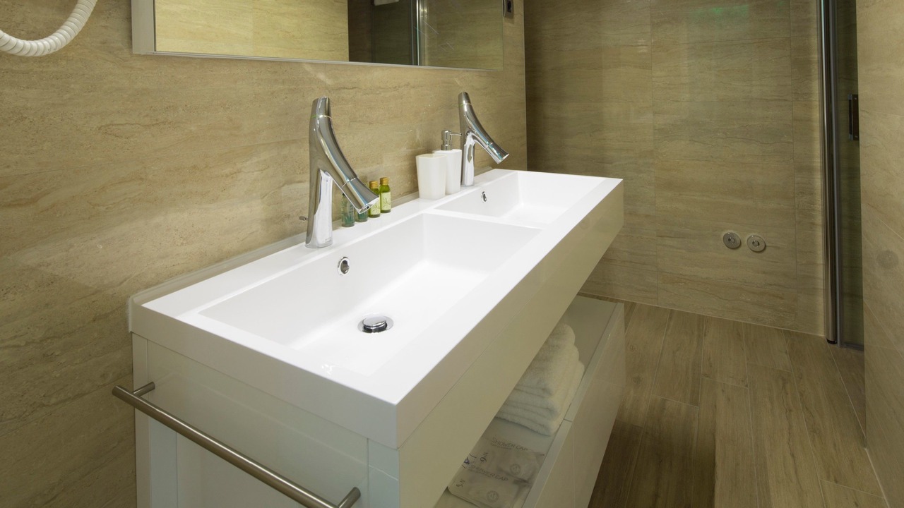 Photo of Bathroom in Duce