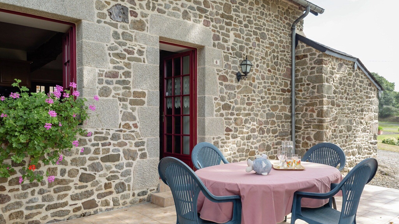 Photo of Patio Balcony in Bonnemain