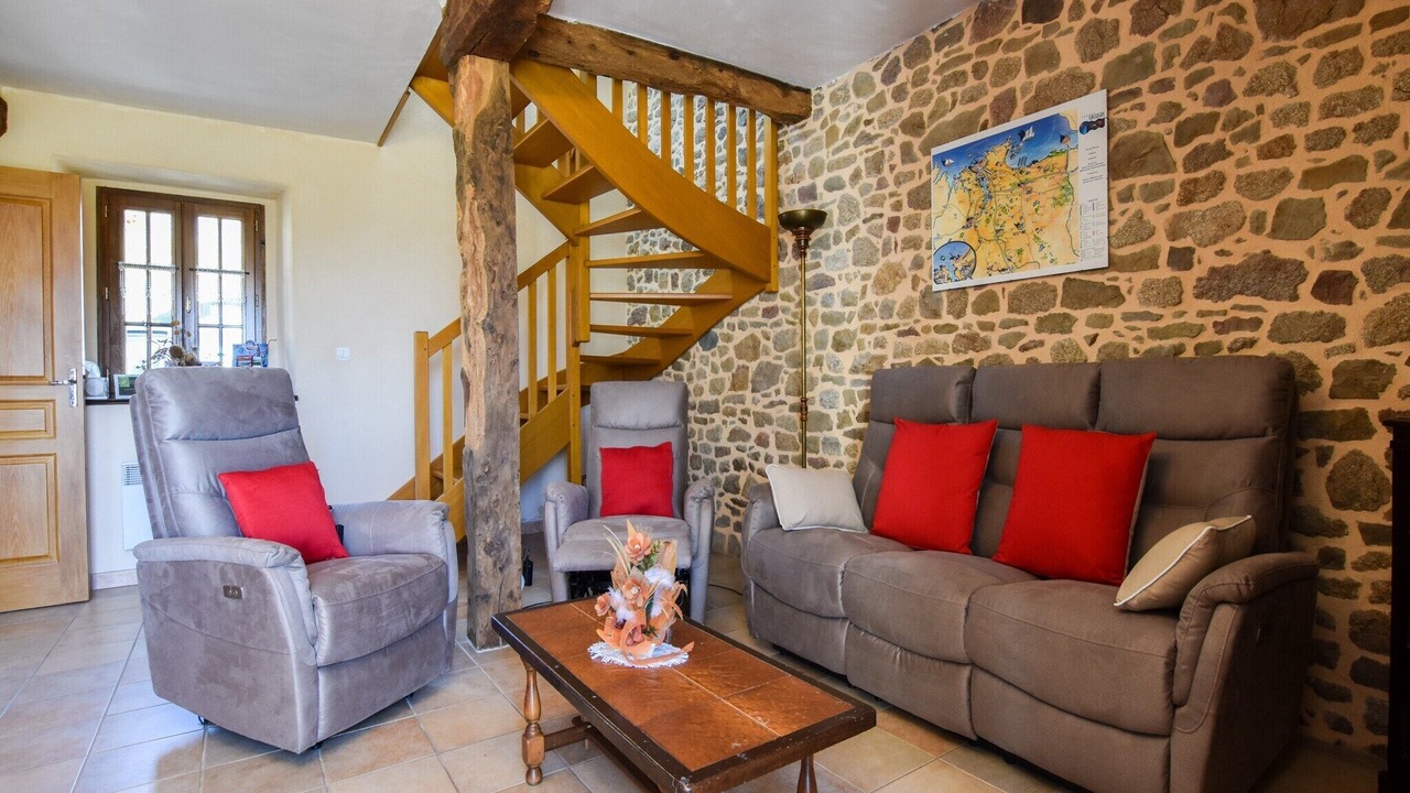 Photo of Livingroom in Bonnemain
