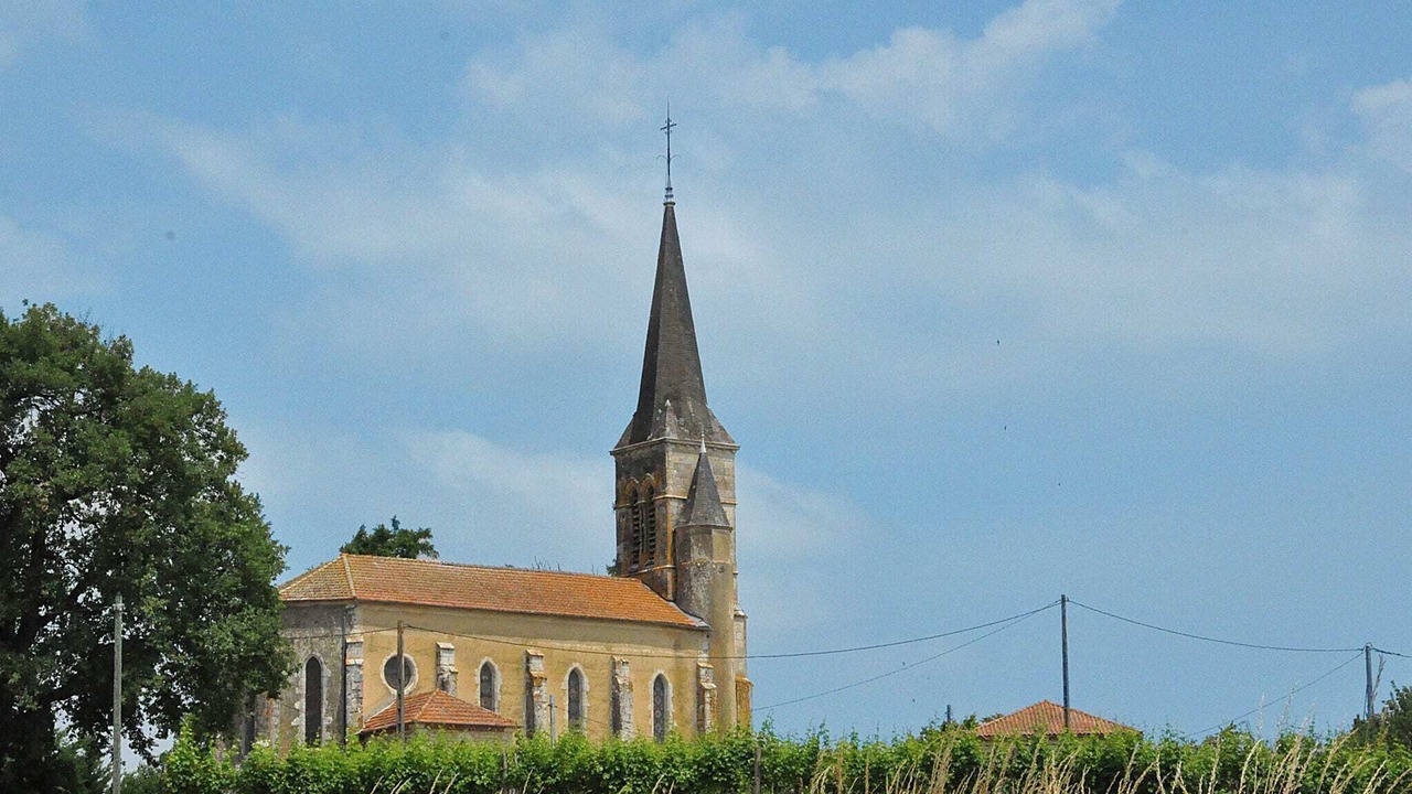 Photo of Others in Montadet