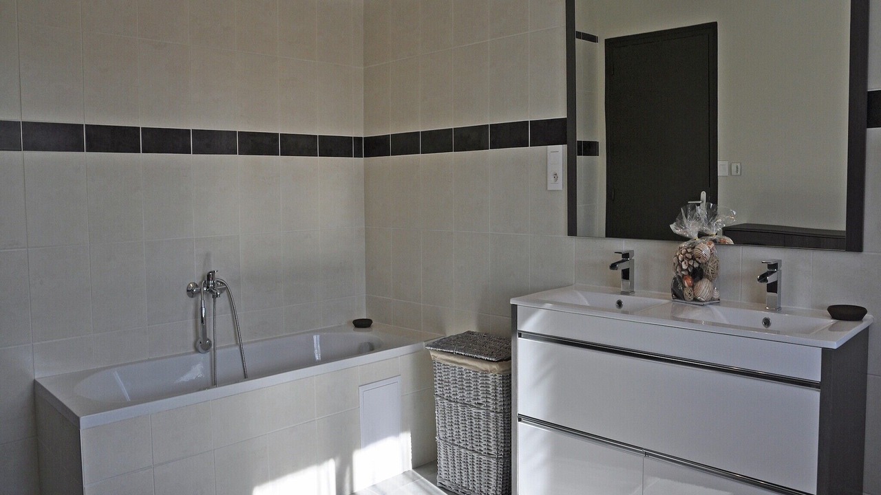 Photo of Bathroom in Saint-Victor-de-Malcap