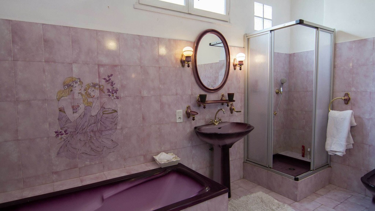 Photo of Bathroom in Thezan-les-Beziers