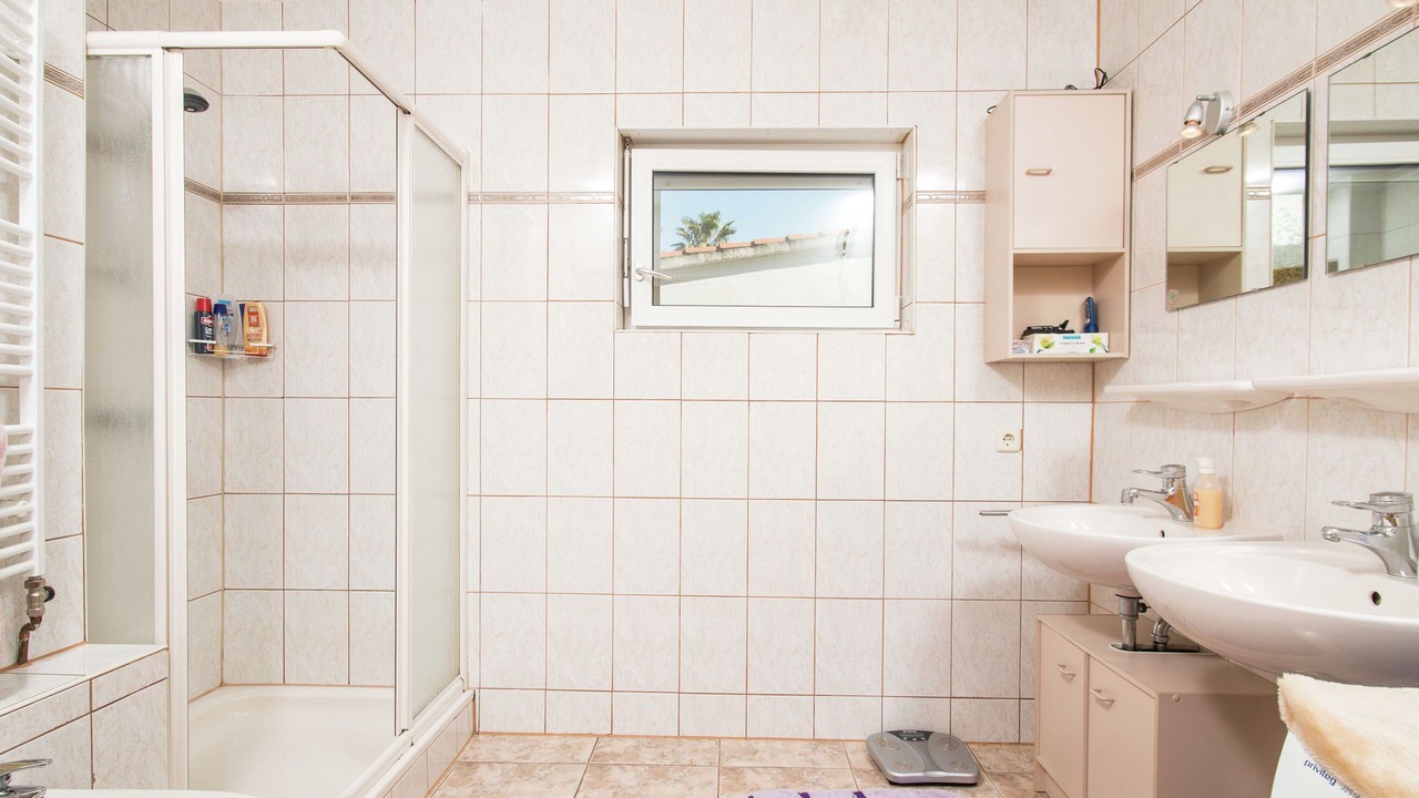 Photo of Bathroom in Bon Relax