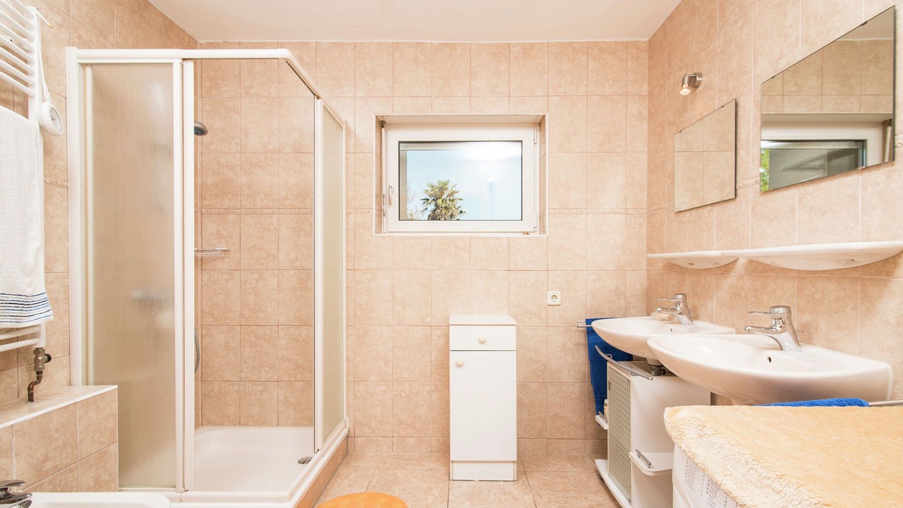 Photo of Bathroom in Bon Relax