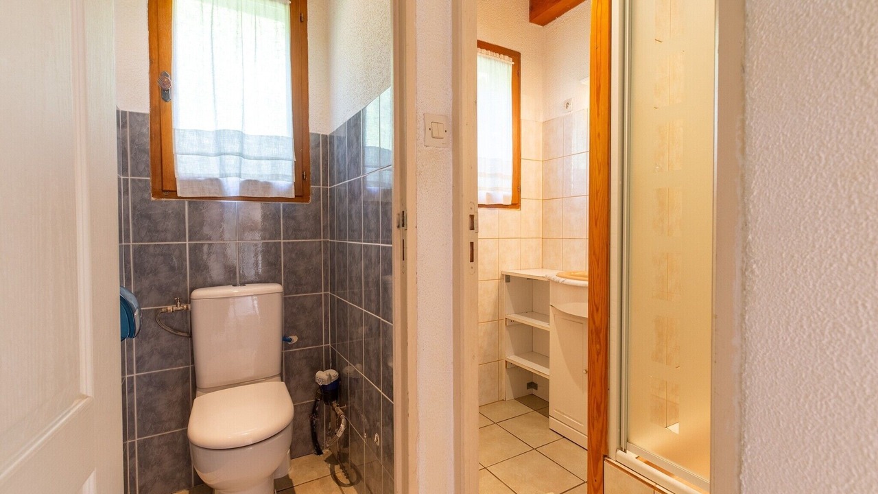 Photo of Bathroom in Travexin