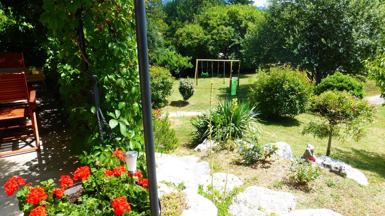 Photo of Patio Balcony in Marignac-en-Diois