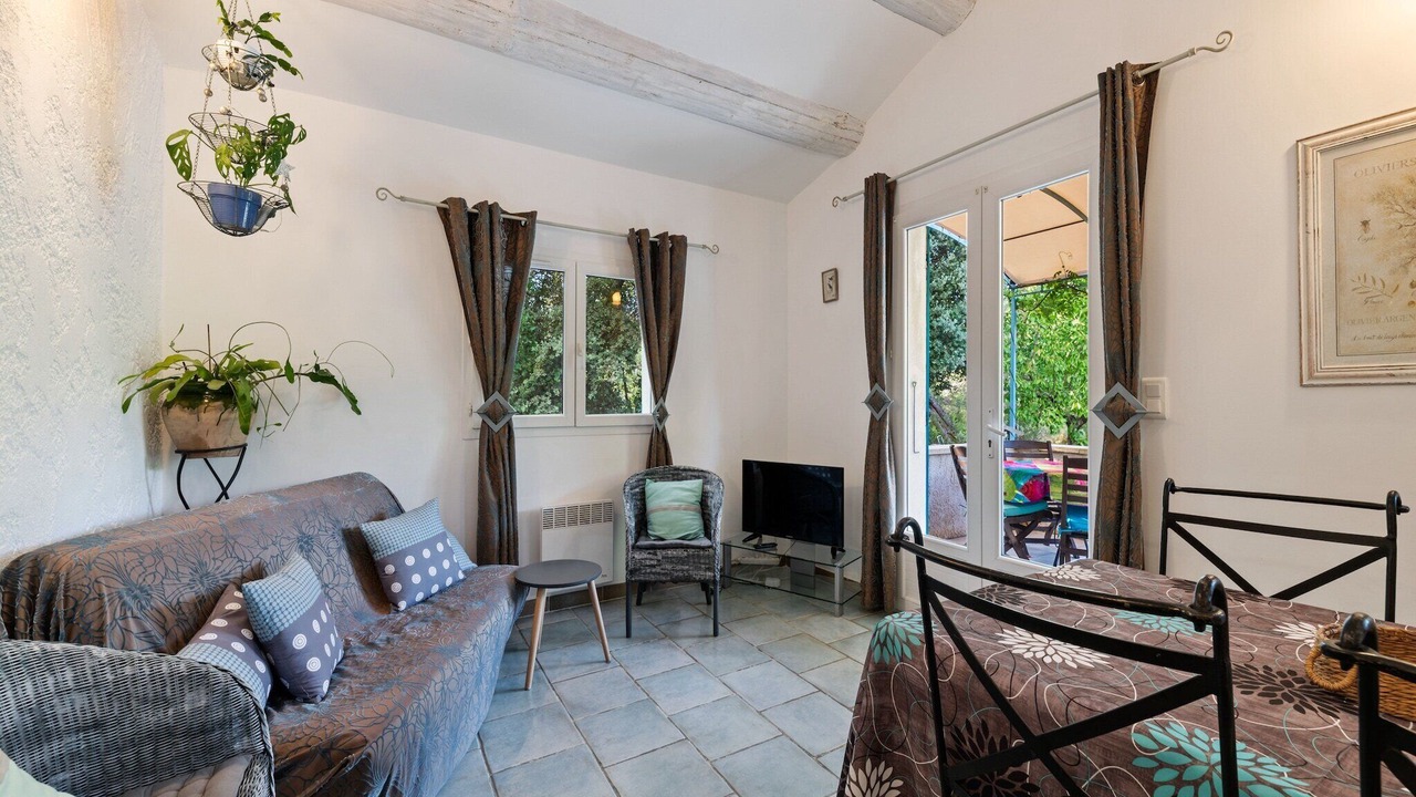 Photo of Livingroom in Lambesc