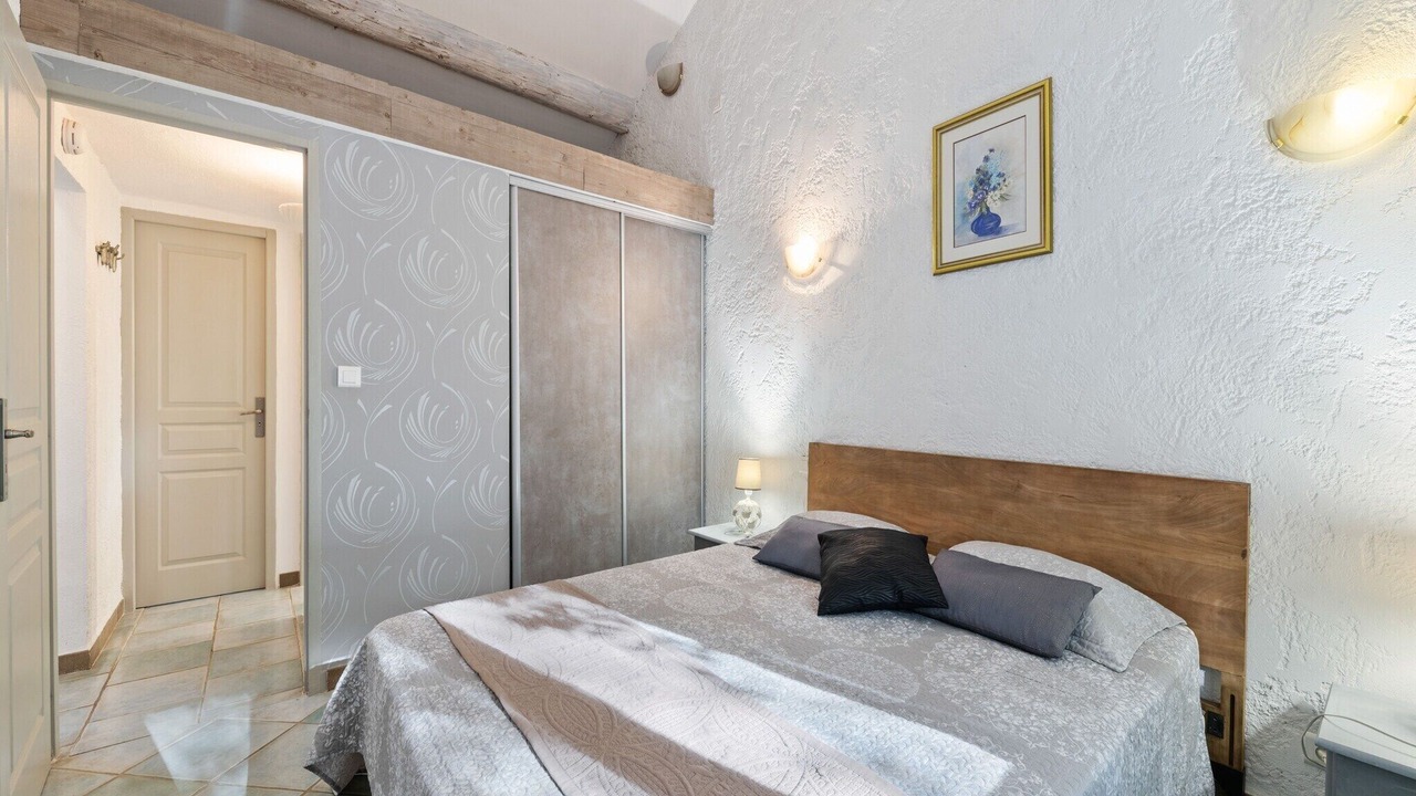 Photo of Others in Lambesc