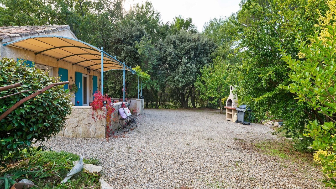 Photo of Outdoor in Lambesc