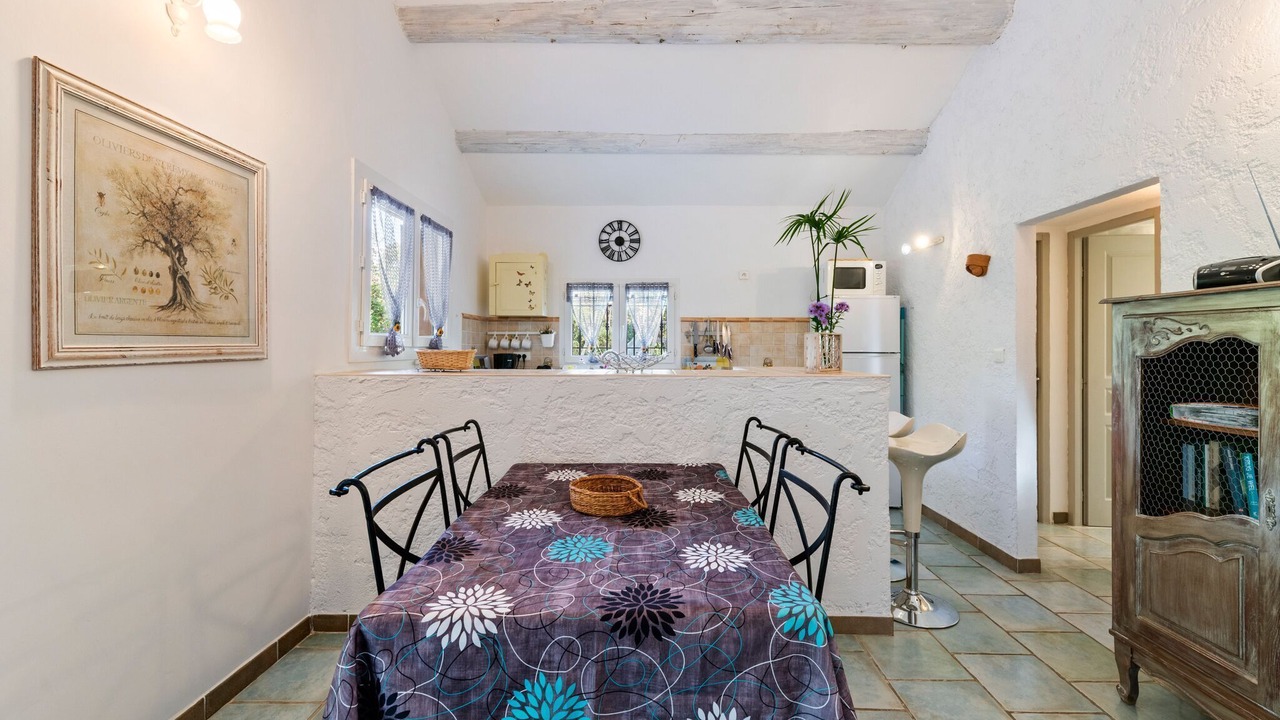 Photo of Livingroom in Lambesc