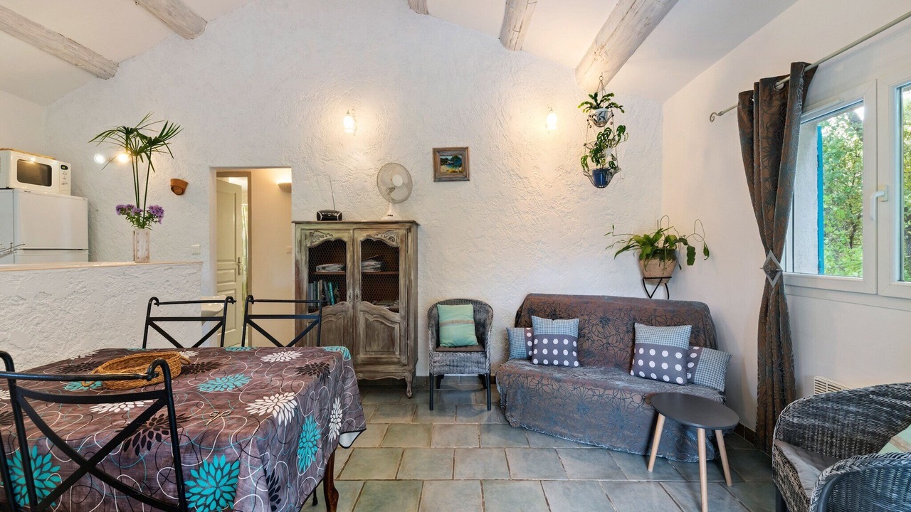 Photo of Livingroom in Lambesc