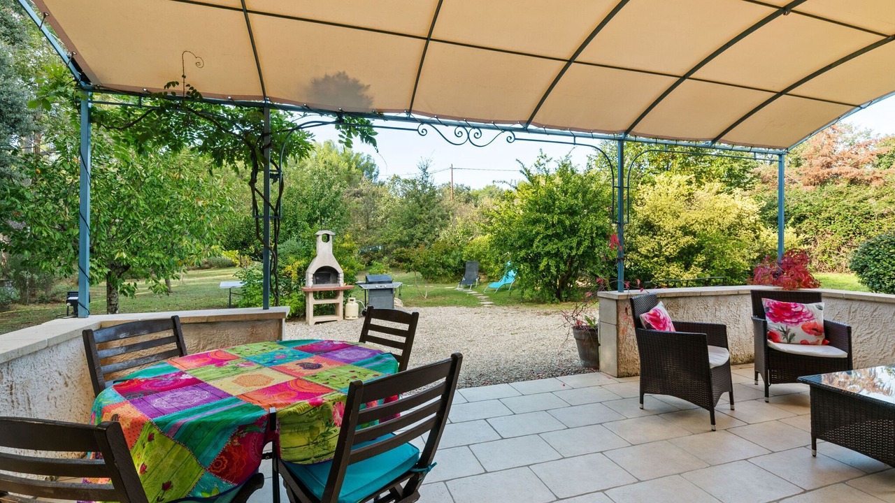 Photo of Patio Balcony in Lambesc