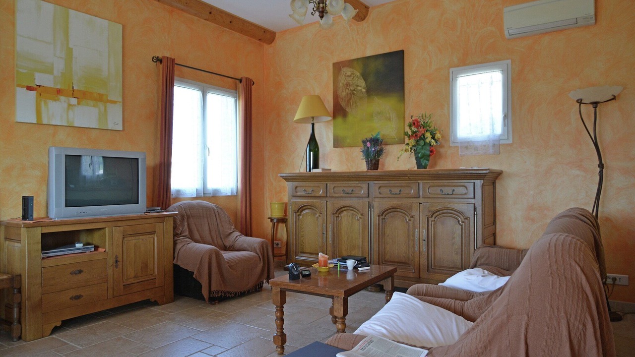 Photo of Livingroom in Saint-Laurent-de-Carnols