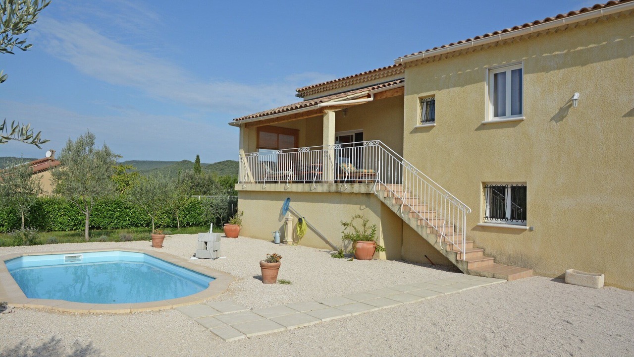 Photo of Outdoor in Saint-Laurent-de-Carnols