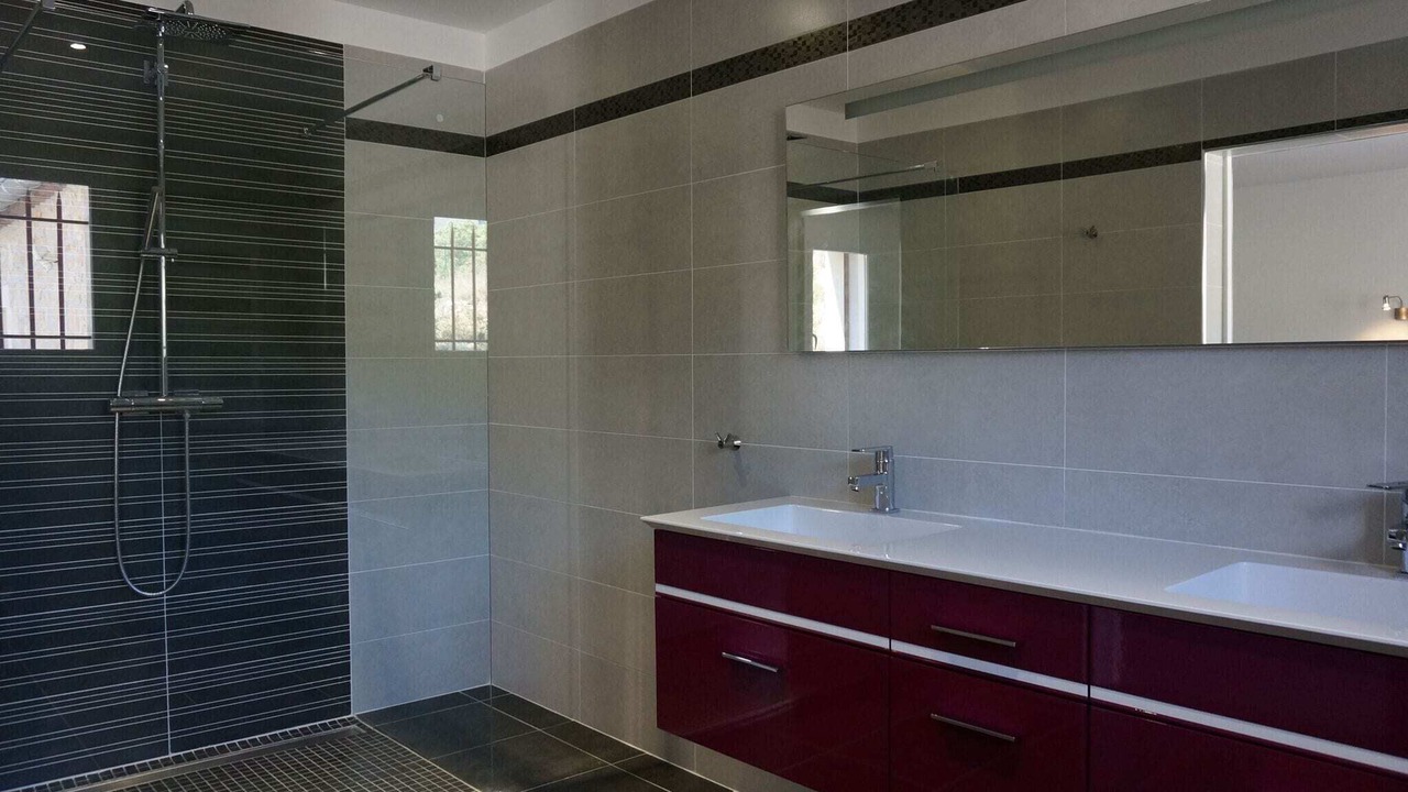 Photo of Bathroom in Saint-Ambroix