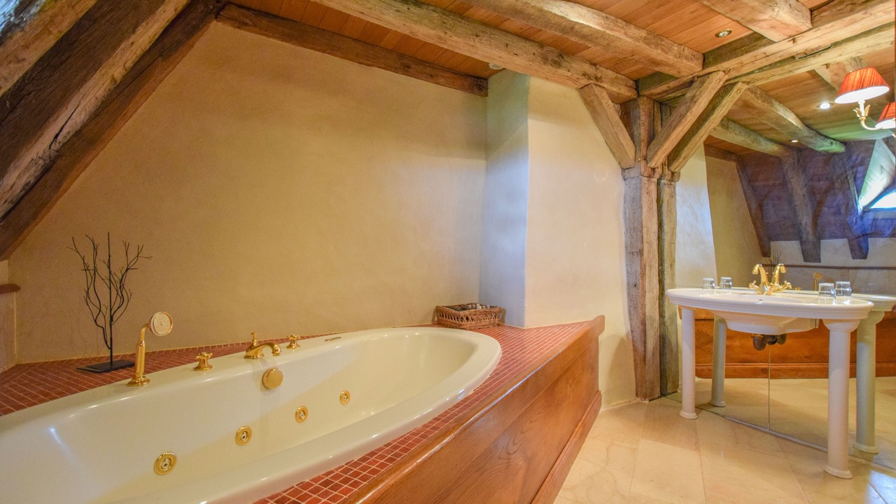 Photo of Bathroom in Saint-Medard-d'Excideuil