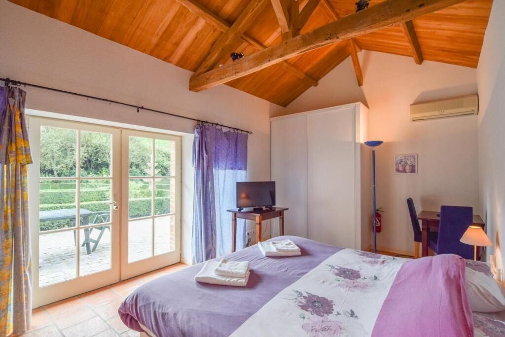 Photo of Bedroom in Saint-Medard-d'Excideuil