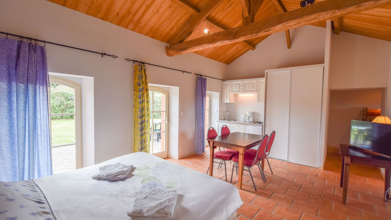 Photo of Bedroom in Saint-Medard-d'Excideuil