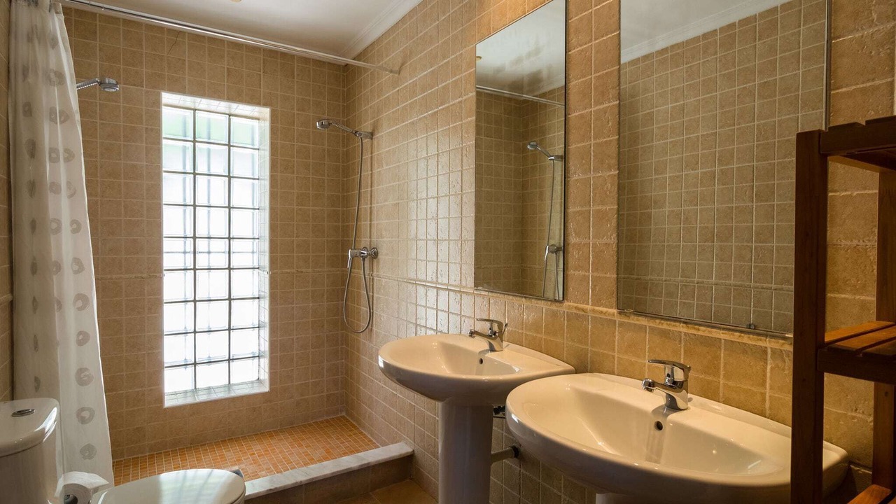 Photo of Bathroom in Murla