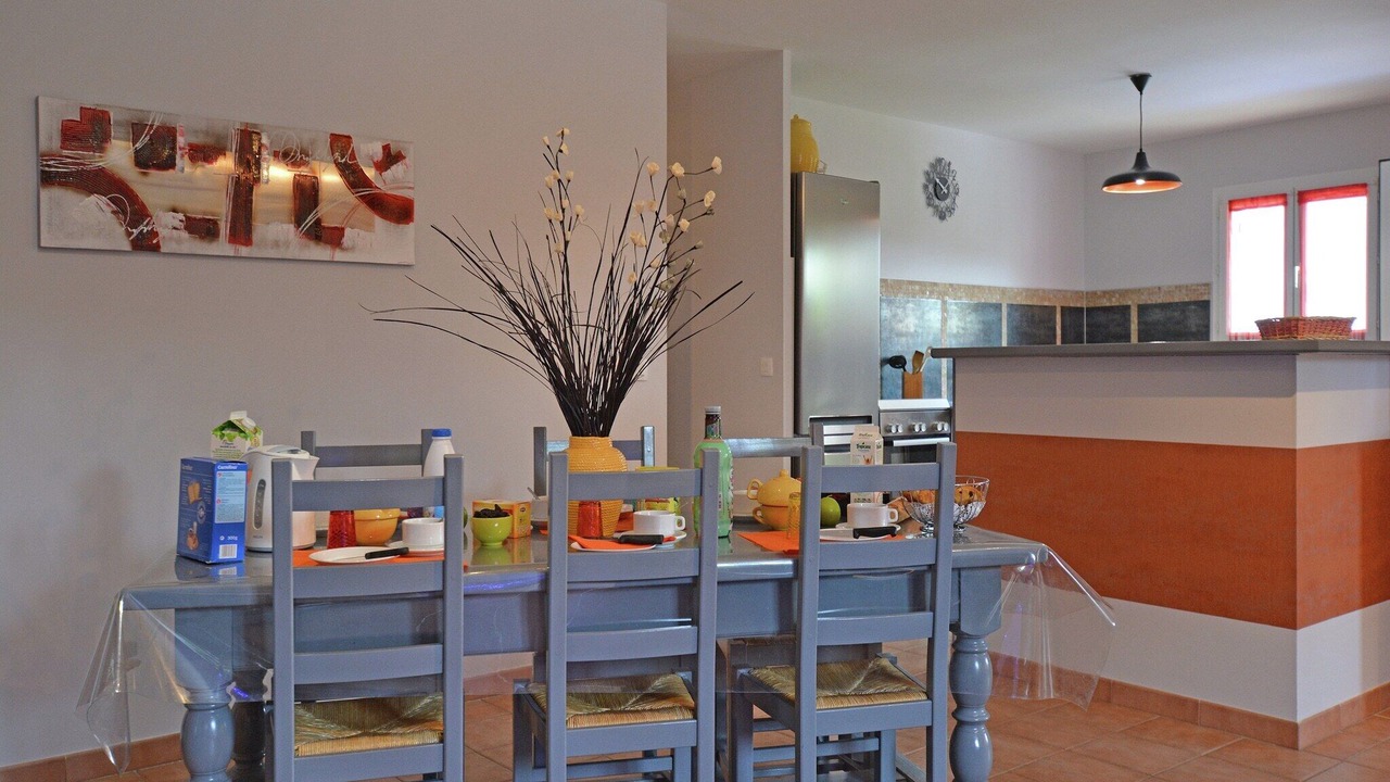 Photo of Livingroom in Saint-Victor-de-Malcap