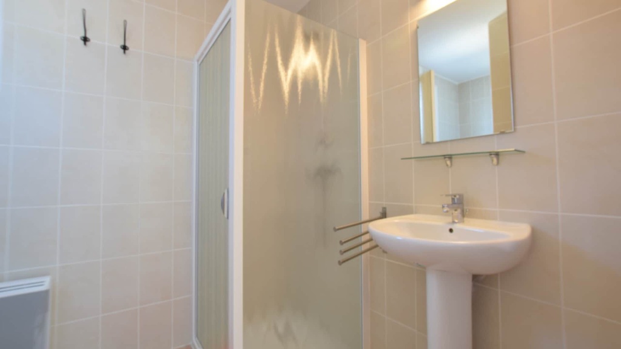 Photo of Bathroom in Joyeuse
