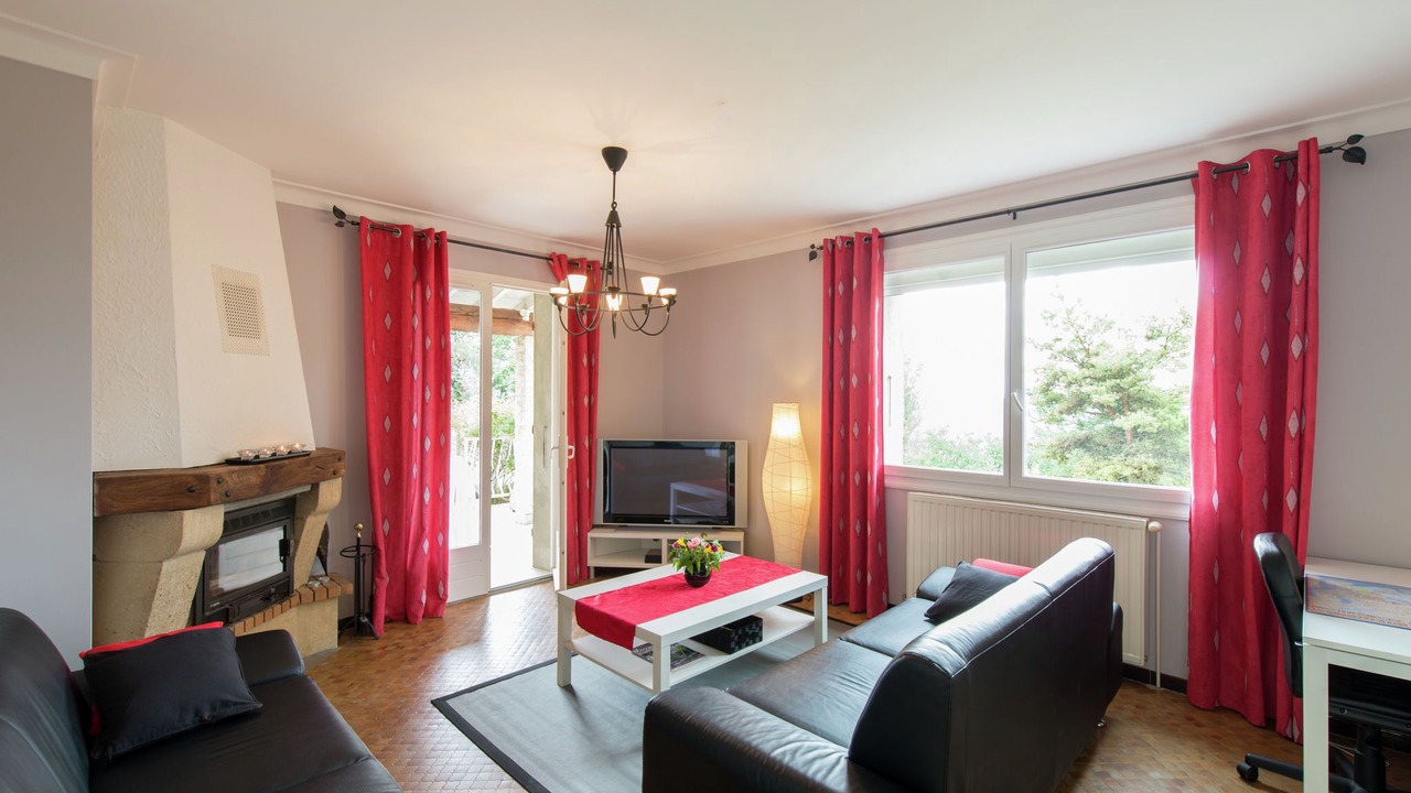 Photo of Livingroom in Bathernay