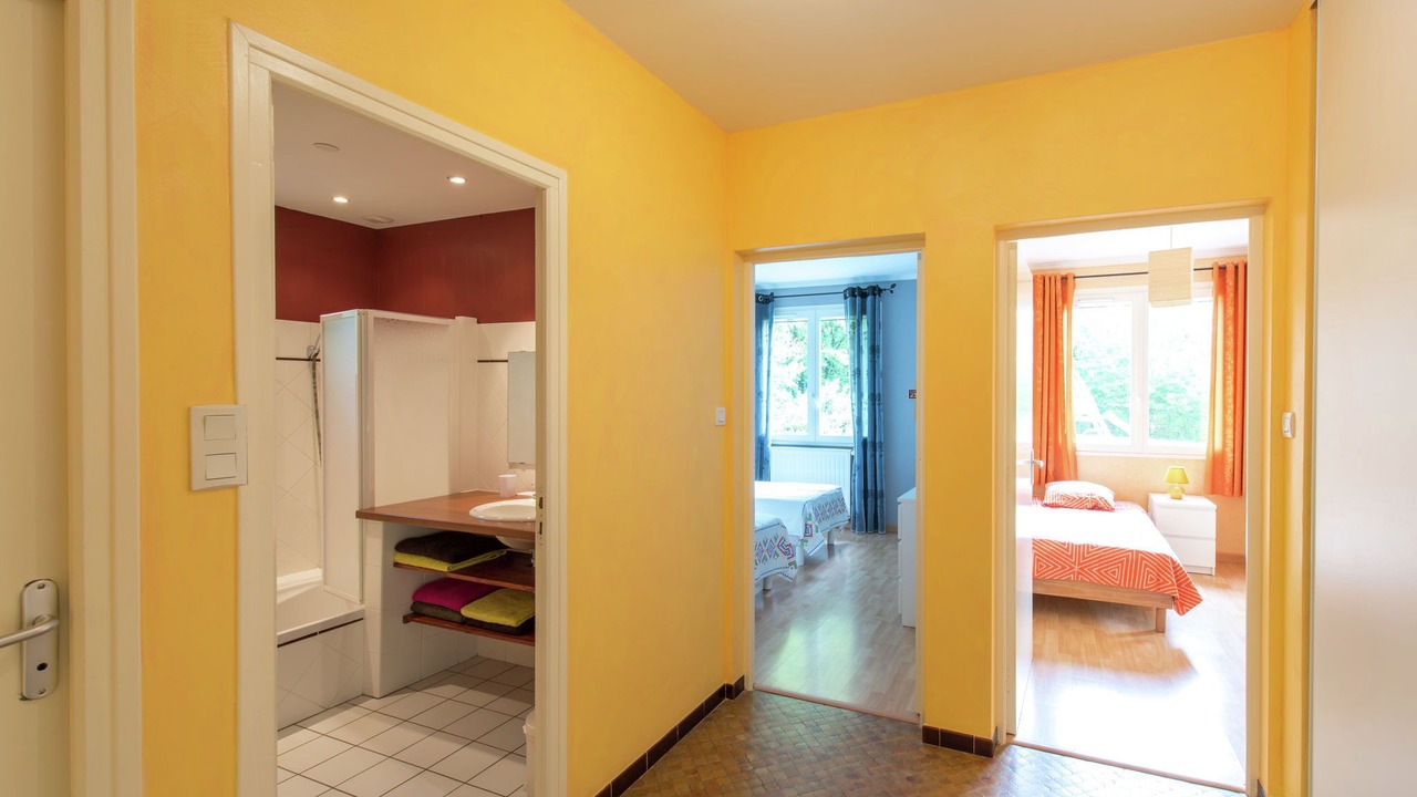 Photo of Others in Bathernay