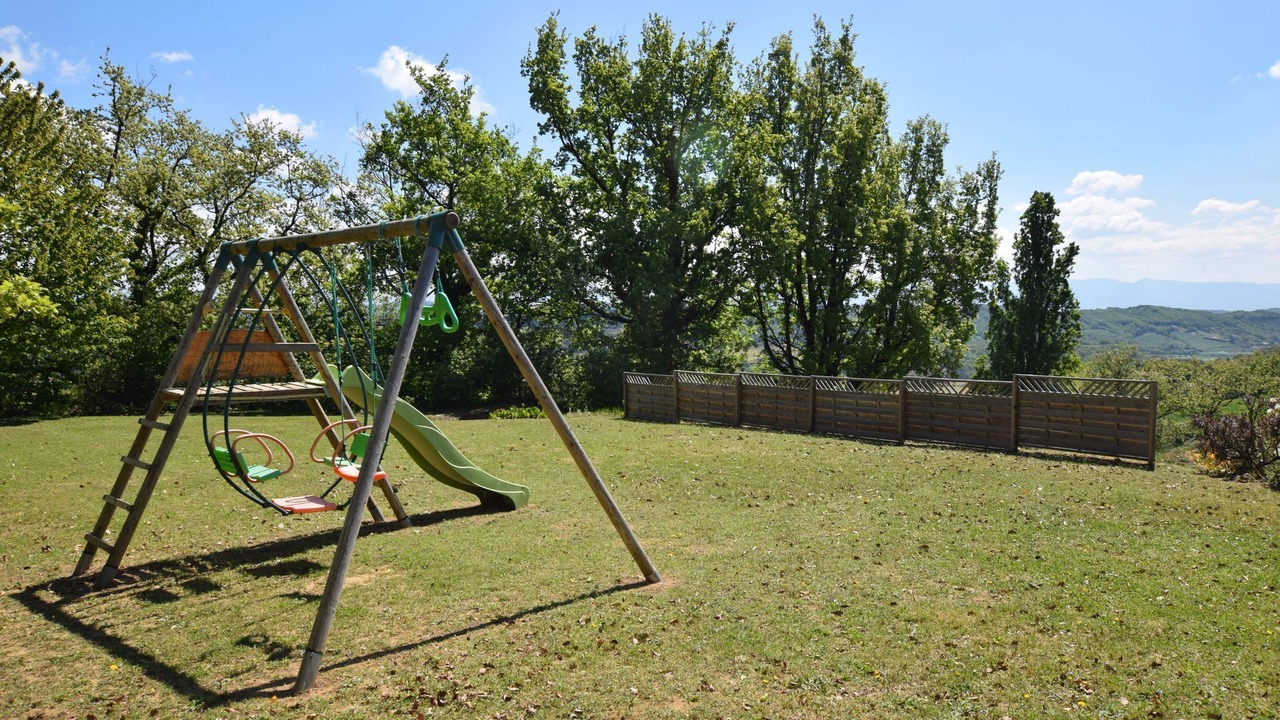 Photo of Outdoor in Bathernay