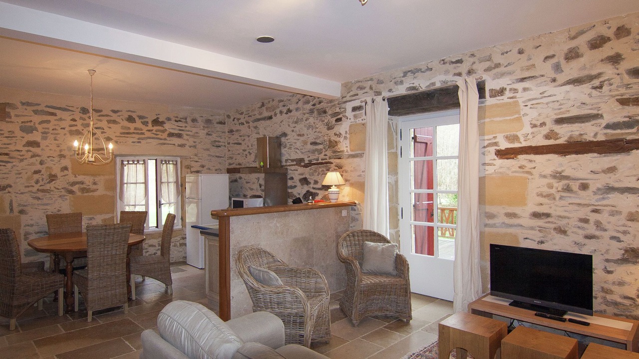 Photo of Livingroom in Saint-Medard-d'Excideuil