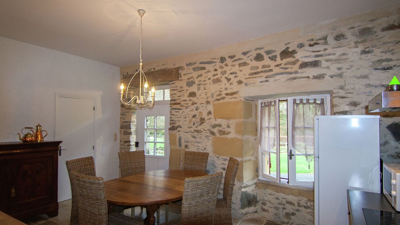 Photo of Livingroom in Saint-Medard-d'Excideuil