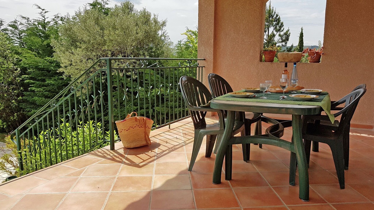Photo of Patio Balcony in Saint-Laurent-de-Carnols