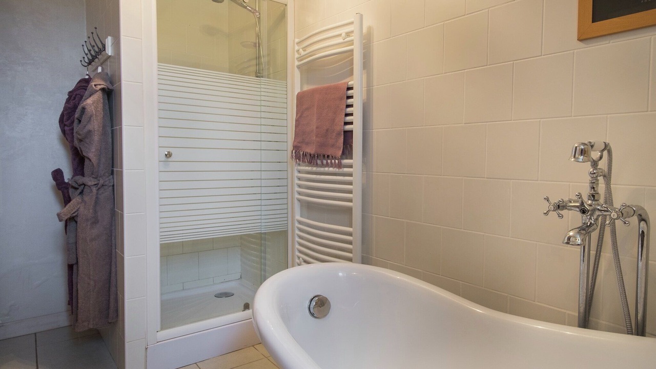 Photo of Bathroom in La Tour-Saint-Gelin