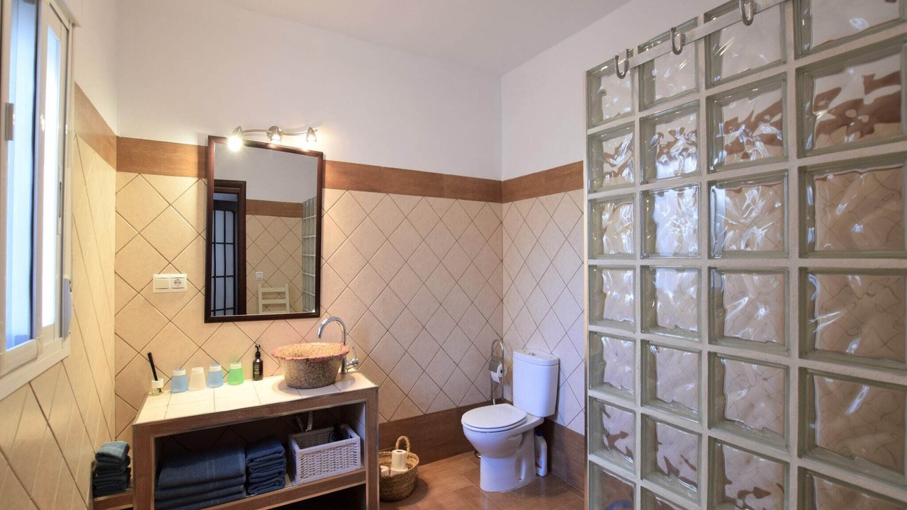Photo of Bathroom in Arenas