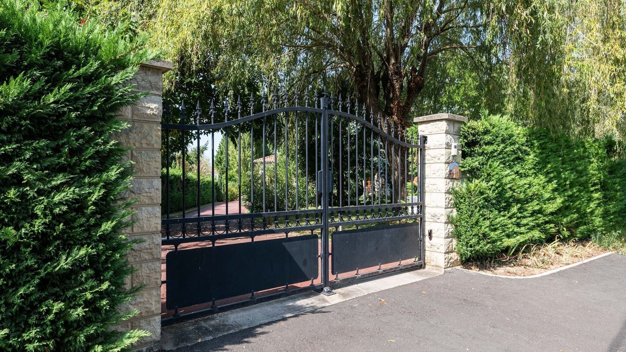 Photo of Others in Pineuilh