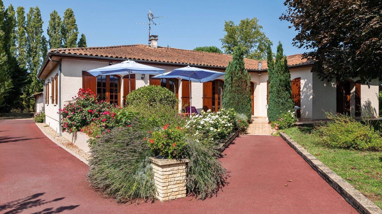 Photo of Outdoor in Pineuilh